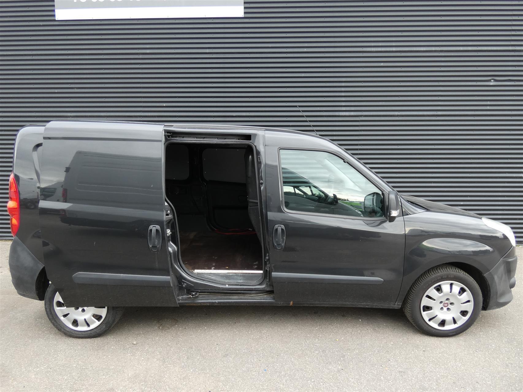 Sort Fiat Doblò fra 2013