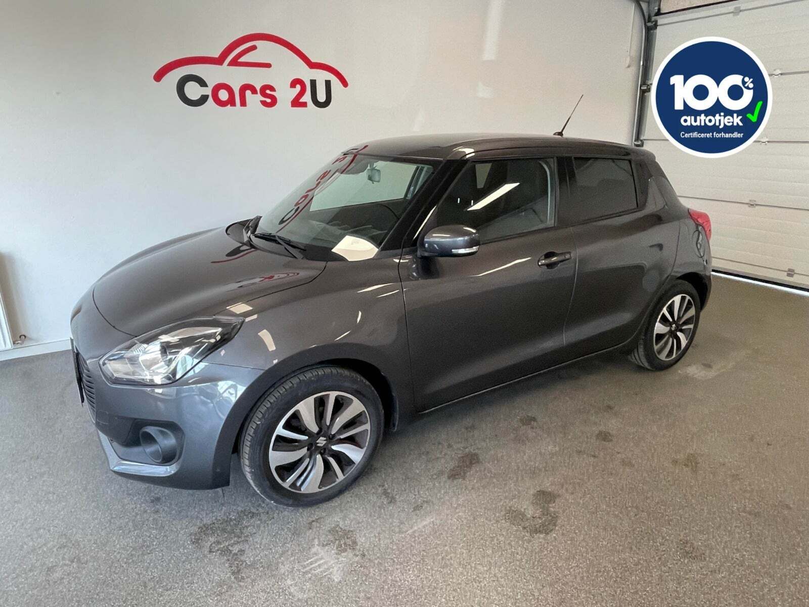 Grå Suzuki Swift fra 2017