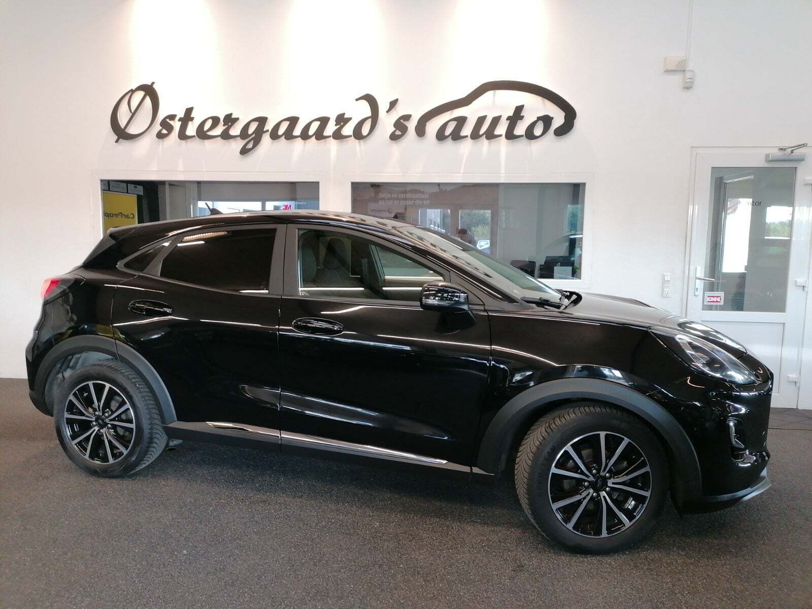 Grå Ford Puma fra 2021