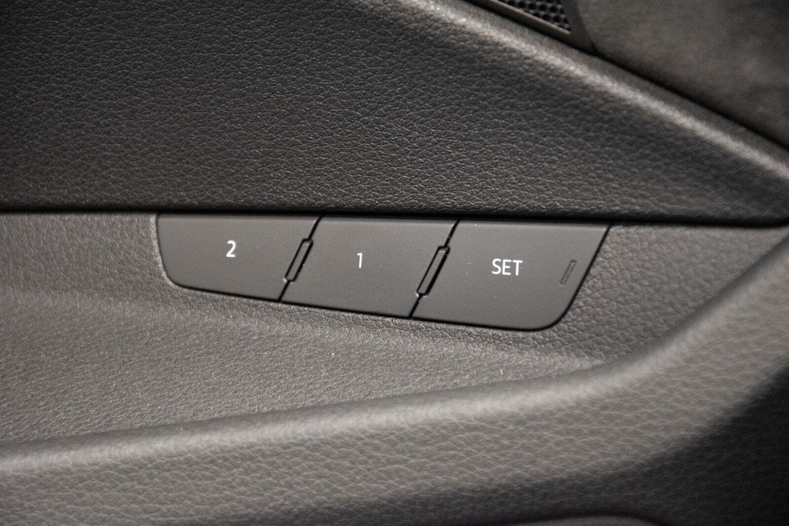 Grå Audi e-tron fra 2020