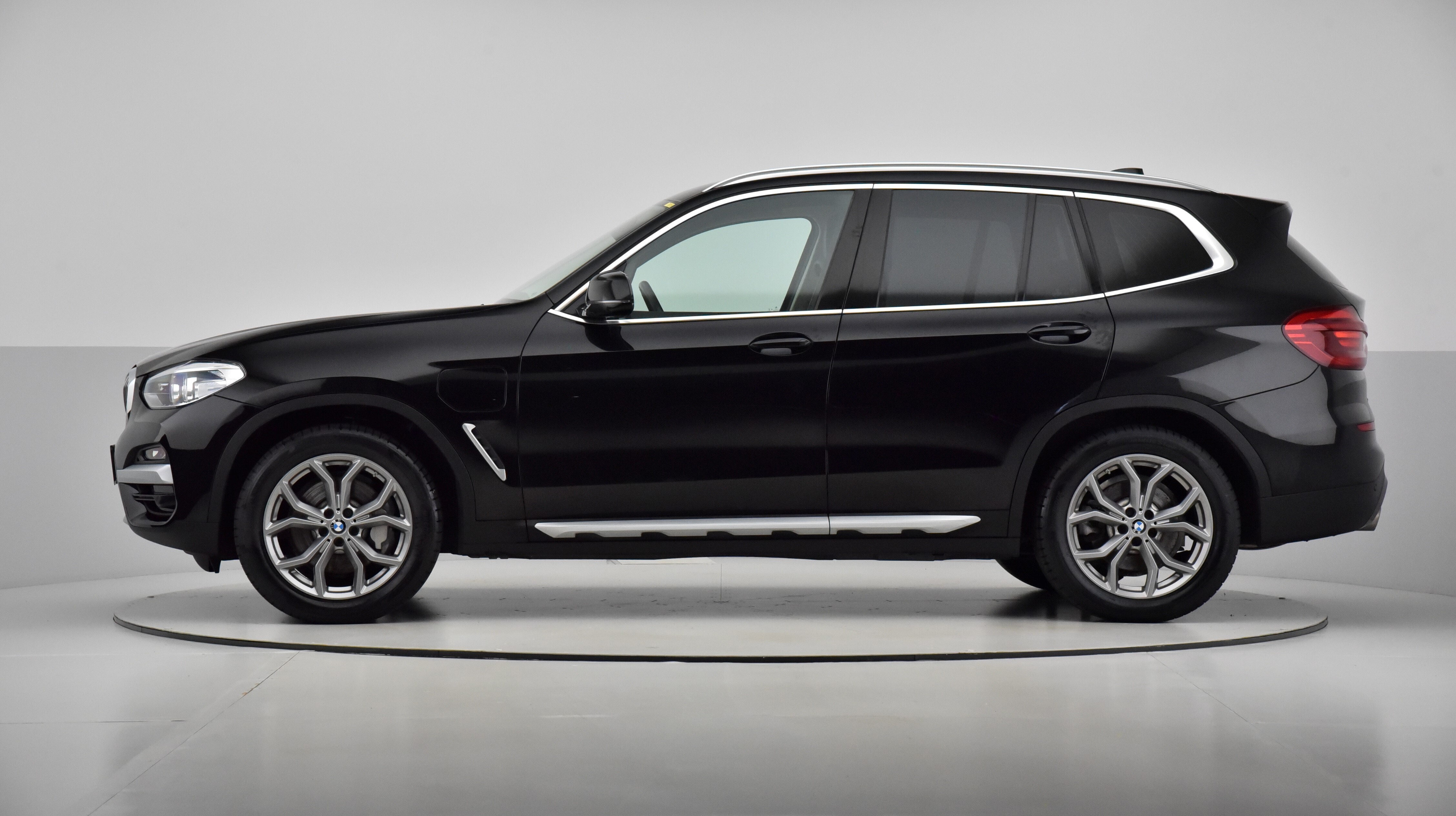 Sort BMW X3 fra 2020