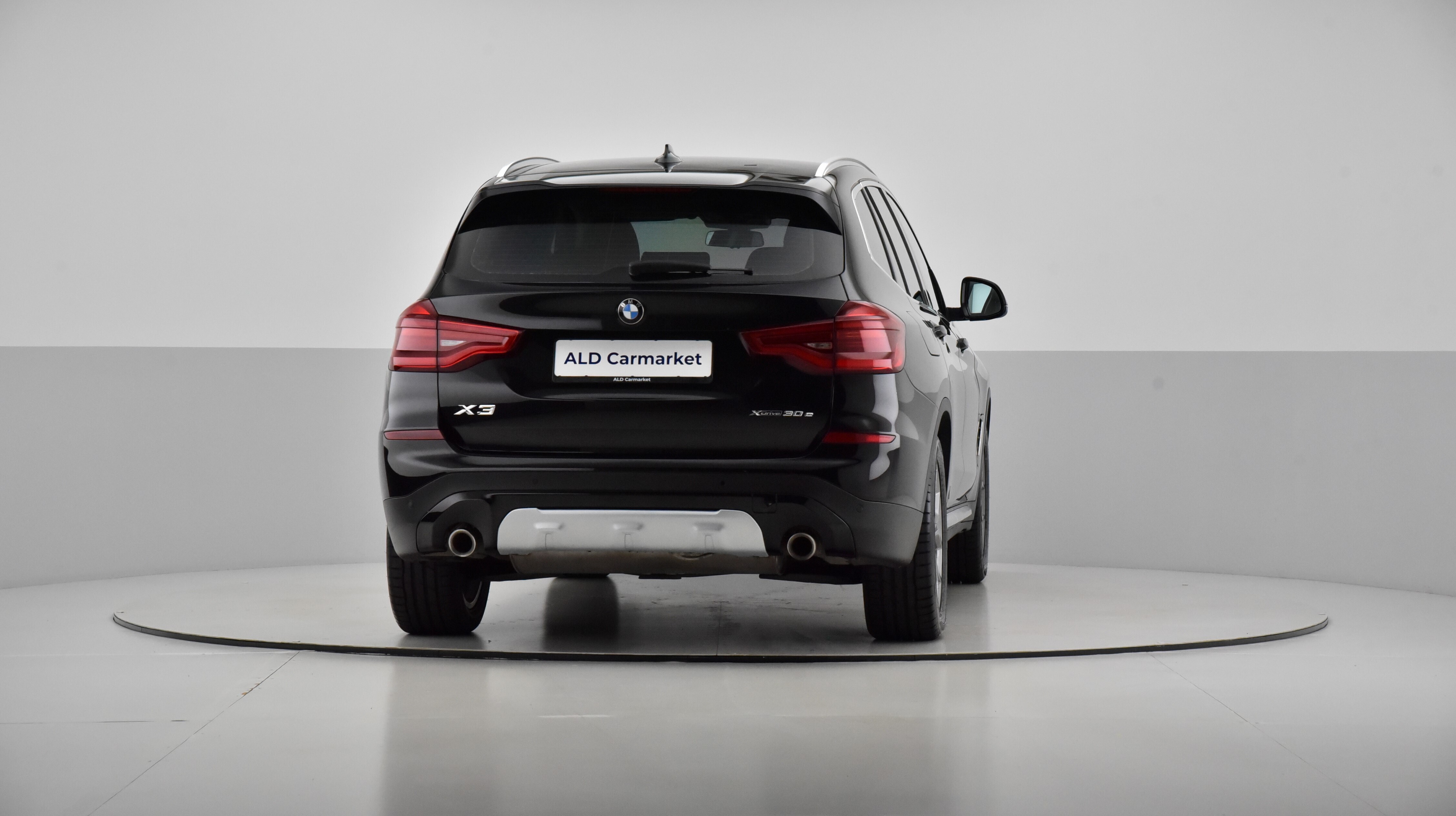 Sort BMW X3 fra 2020