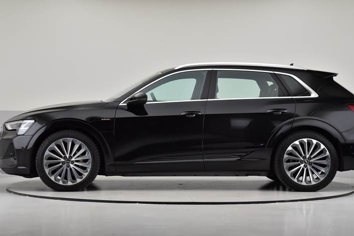 Sort Audi e-tron fra 2021