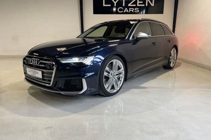 Blå Audi S6 fra 2019