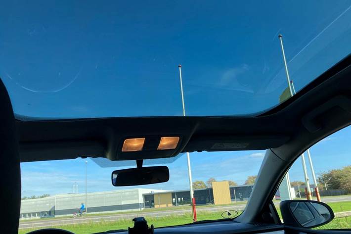 Blå Toyota Auris fra 2013