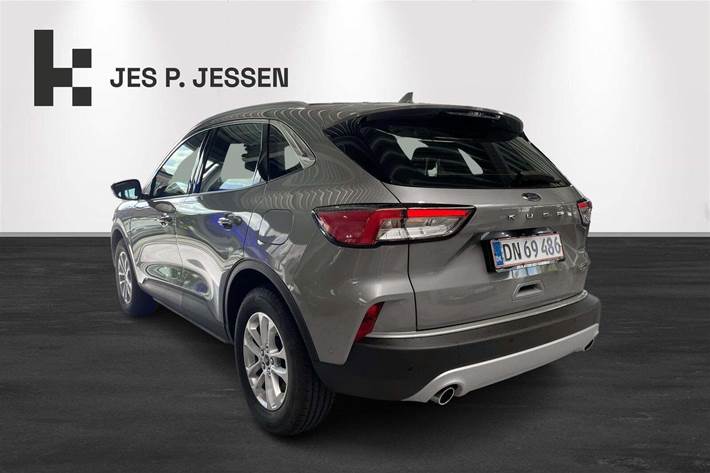 Grå Ford Kuga fra 2022