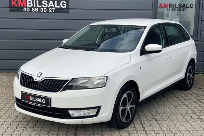 Hvid Skoda Rapid fra 2014