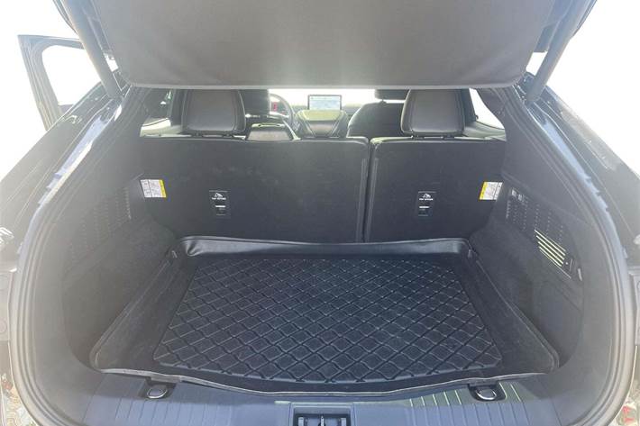 Grå Ford Mustang Mach-E fra 2022