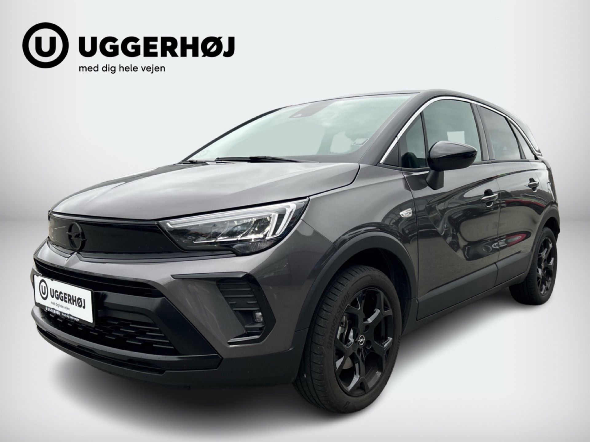 Grå Opel Crossland fra 2023