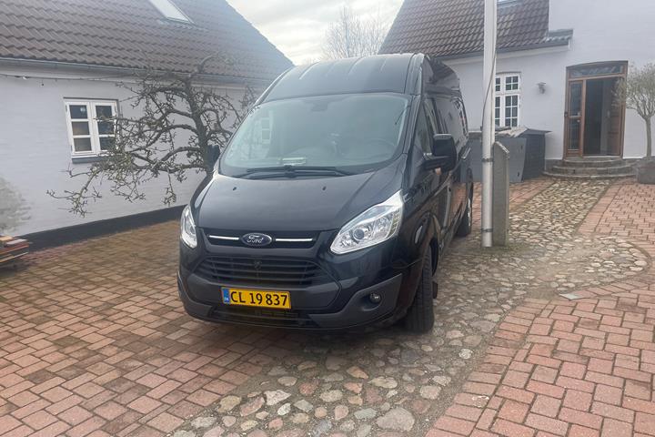 Sort Ford Transit Custom fra 2016