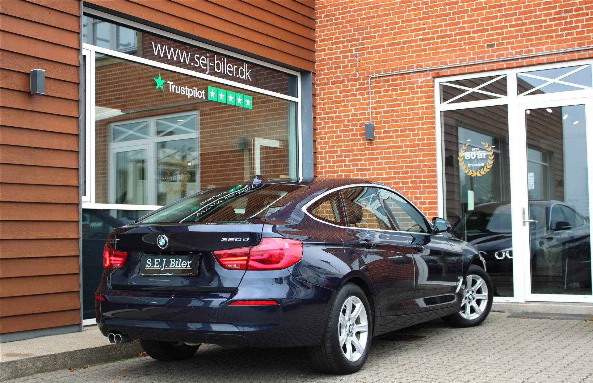 Blå BMW 320d fra 2018
