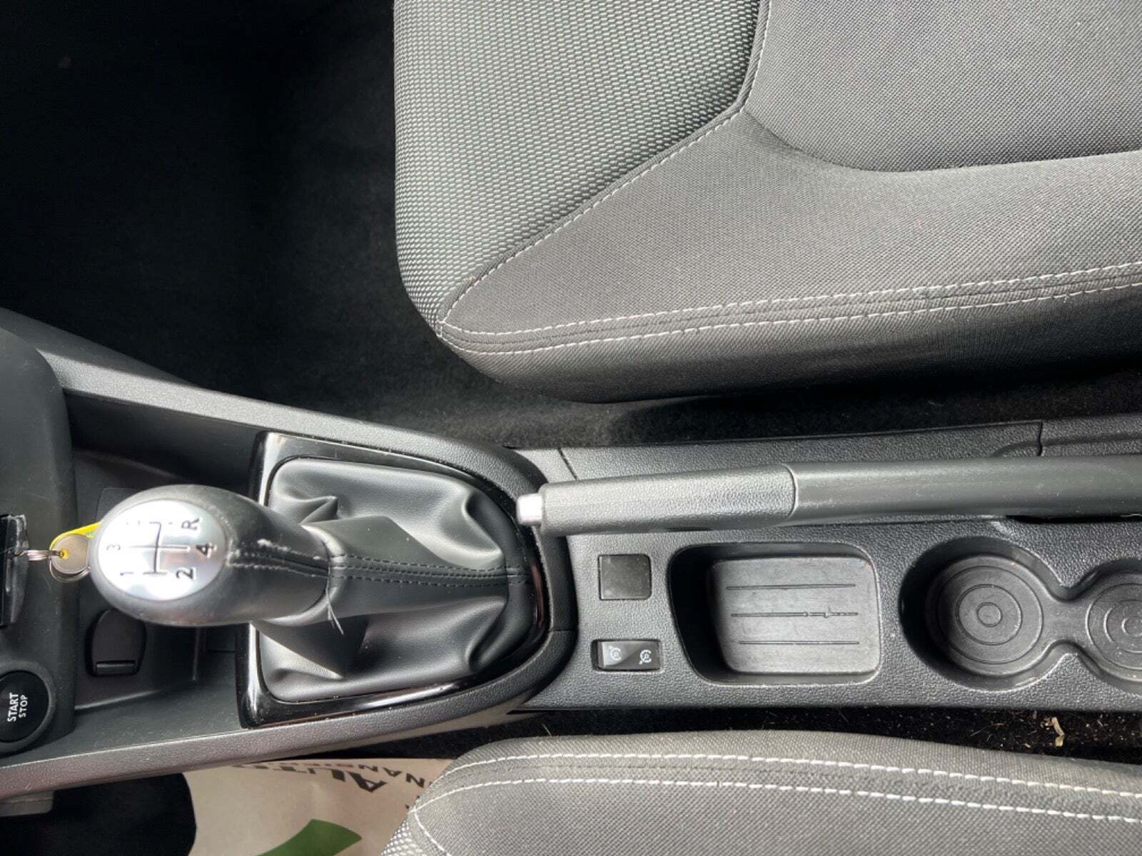 Brun Renault Clio IV fra 2015