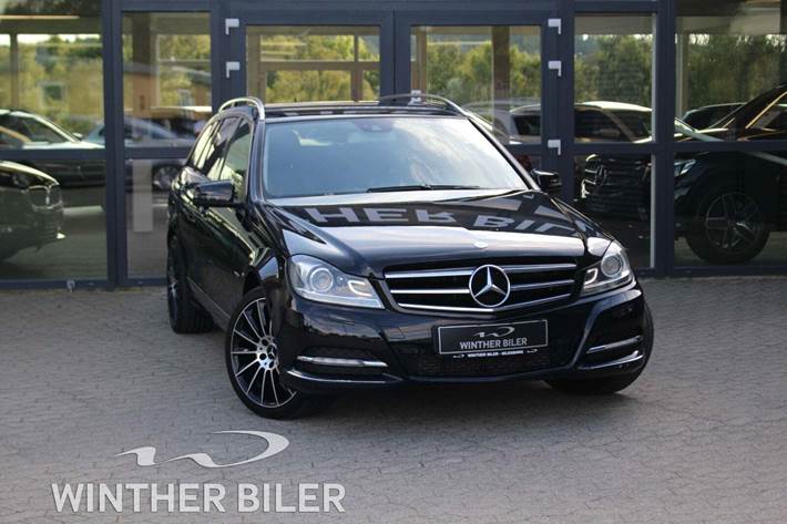 Sort Mercedes C220 fra 2012