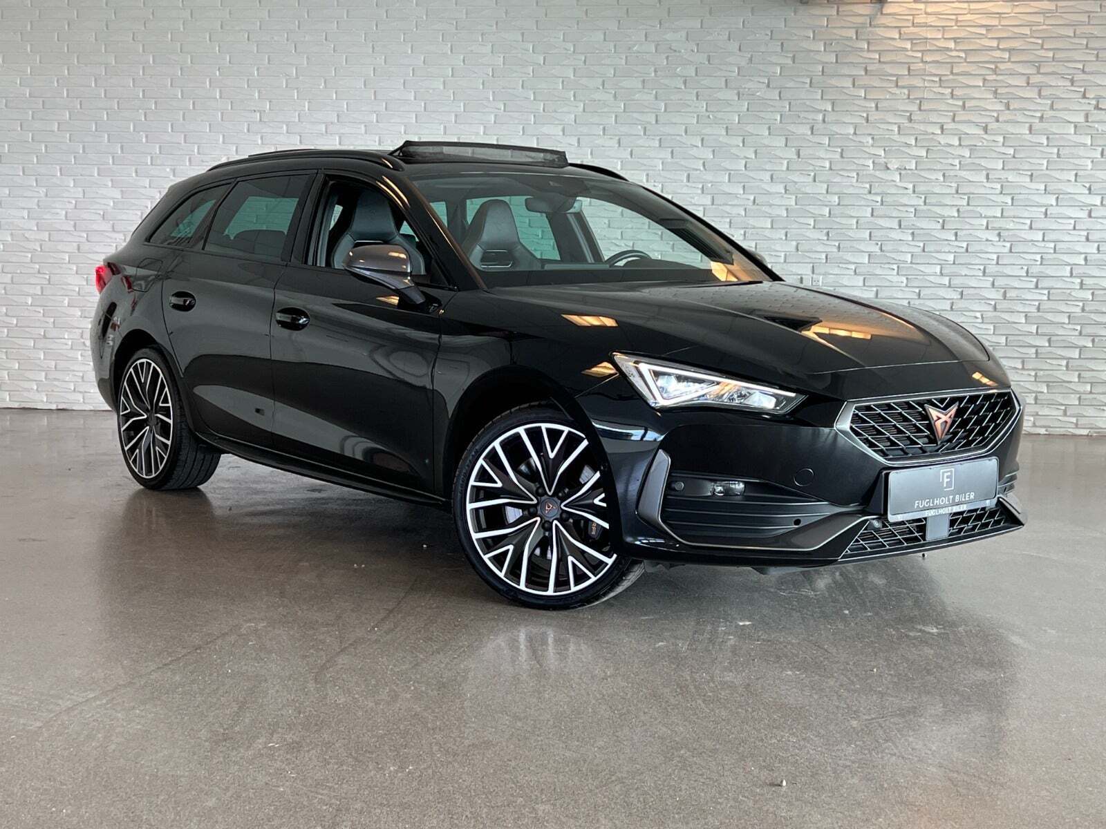Grå Cupra Leon fra 2021