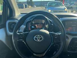 Toyota Aygo 1,0 VVT-i x-play x-shift