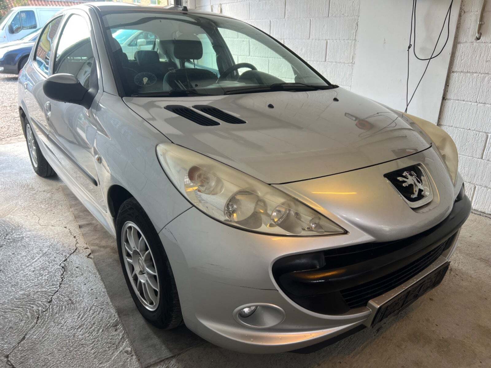 undefined Peugeot 206+ fra 2010