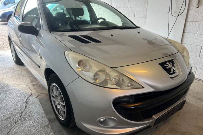 undefined Peugeot 206+ fra 2010