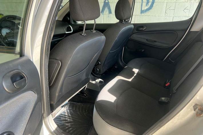 undefined Peugeot 206+ fra 2010