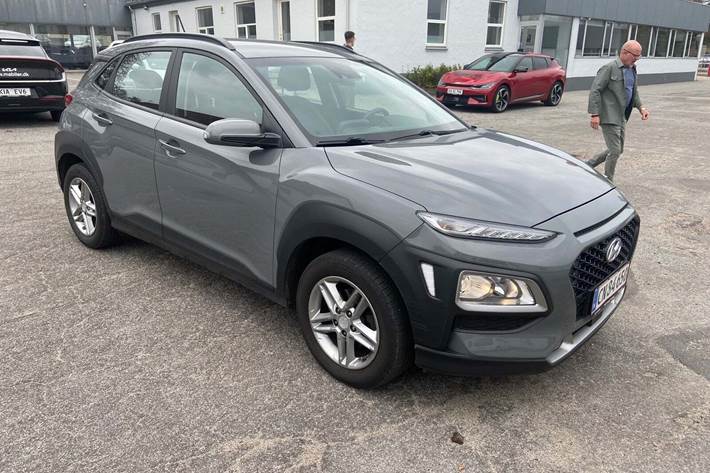 Grå Hyundai Kona fra 2020