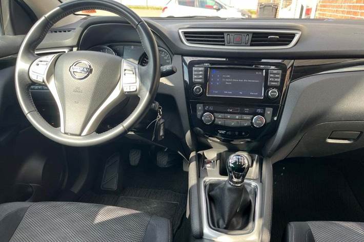 undefined Nissan Qashqai fra 2014