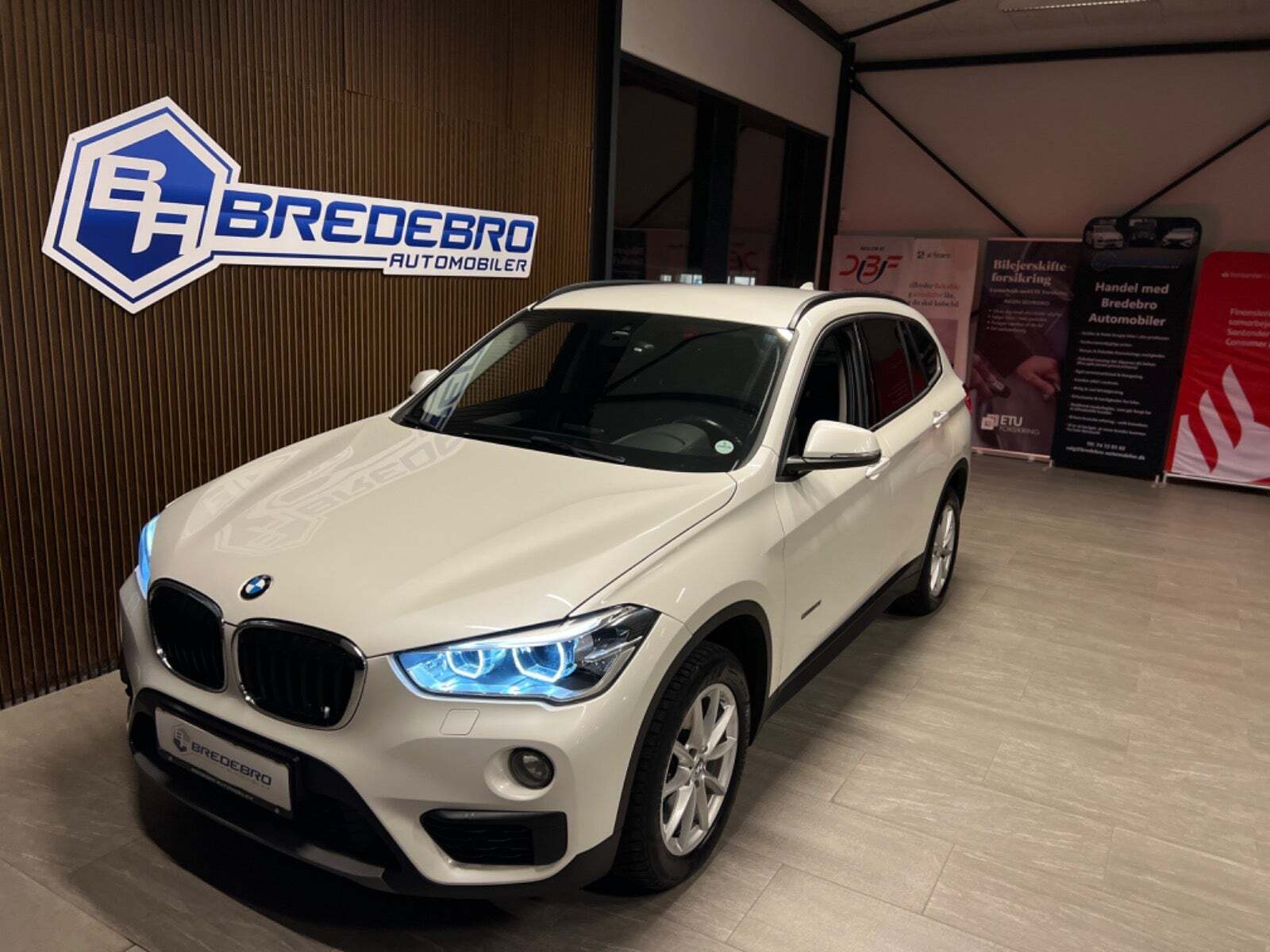 Hvid BMW X1 fra 2018
