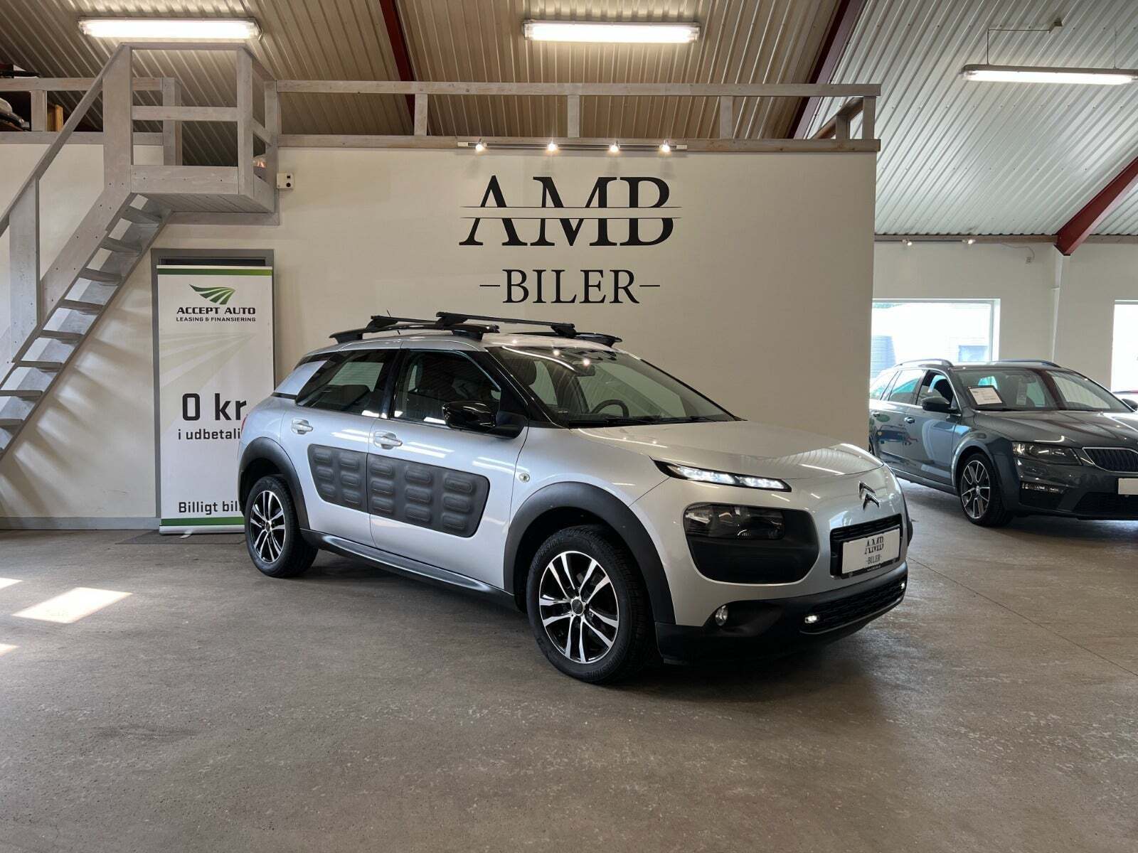 Grå Citroën C4 Cactus fra 2015