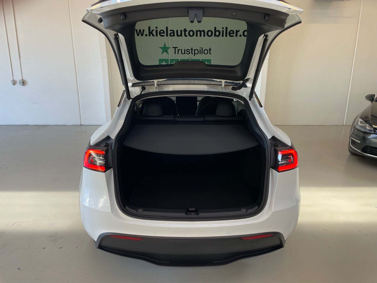 undefined Tesla Model Y fra 2022