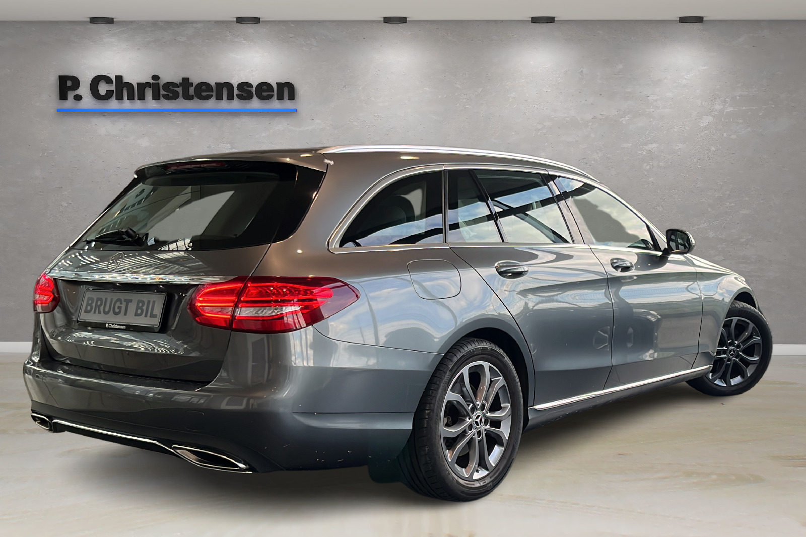 Grå Mercedes C200 fra 2017