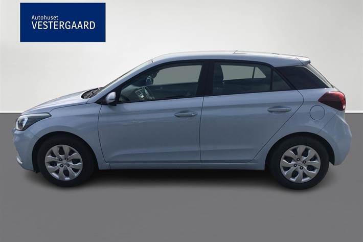 Grå Hyundai i20 fra 2020