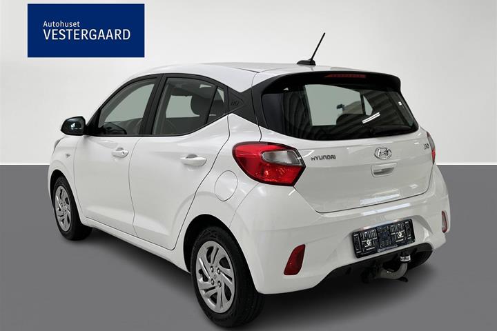 Hvid Hyundai i10 fra 2021