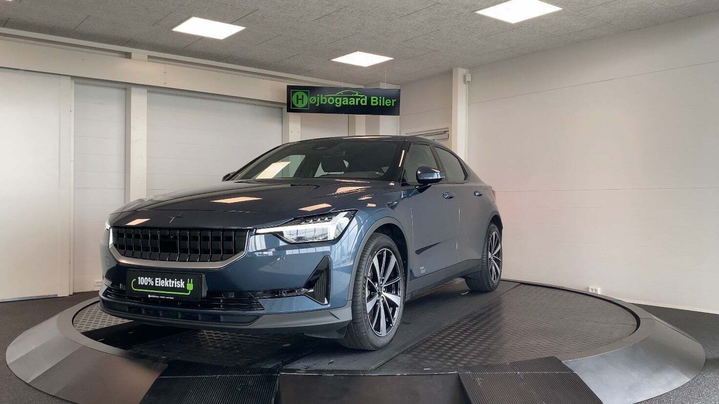 Blå Polestar 2 fra 2021