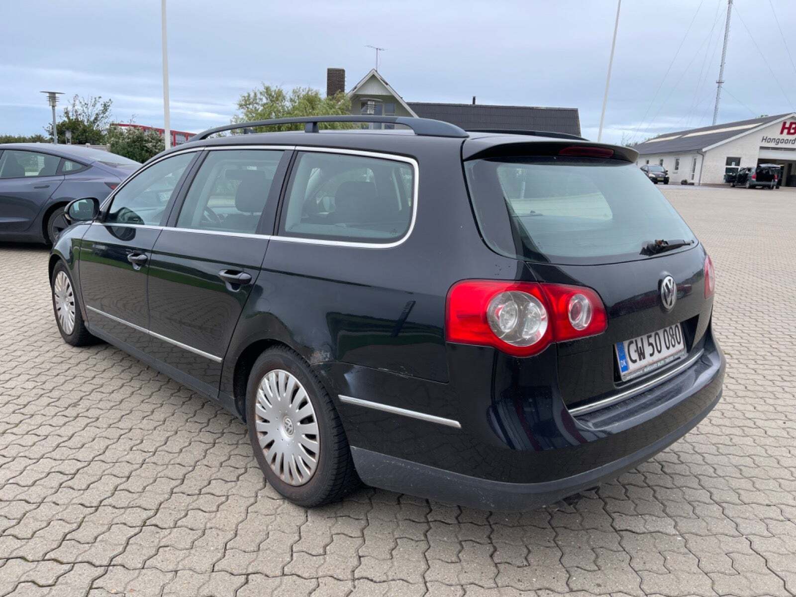 Sort VW Passat fra 2006