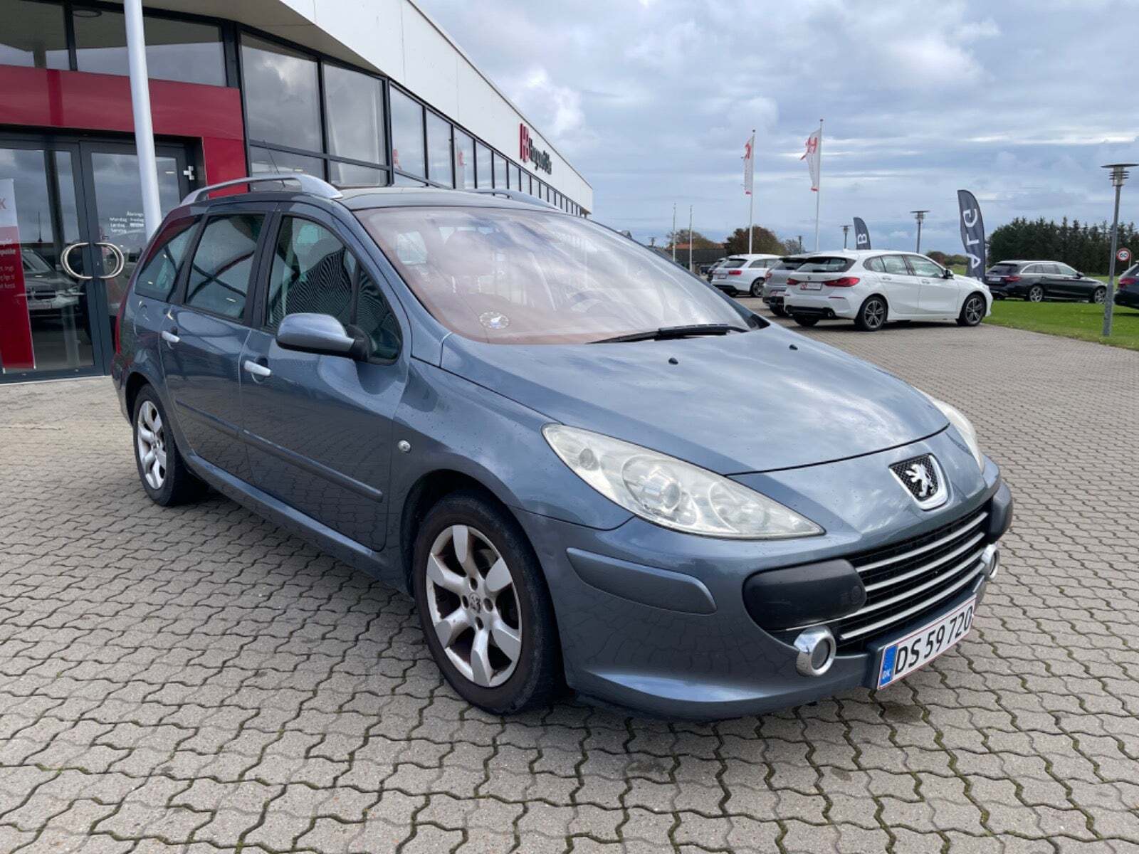 Blå Peugeot 307 fra 2007