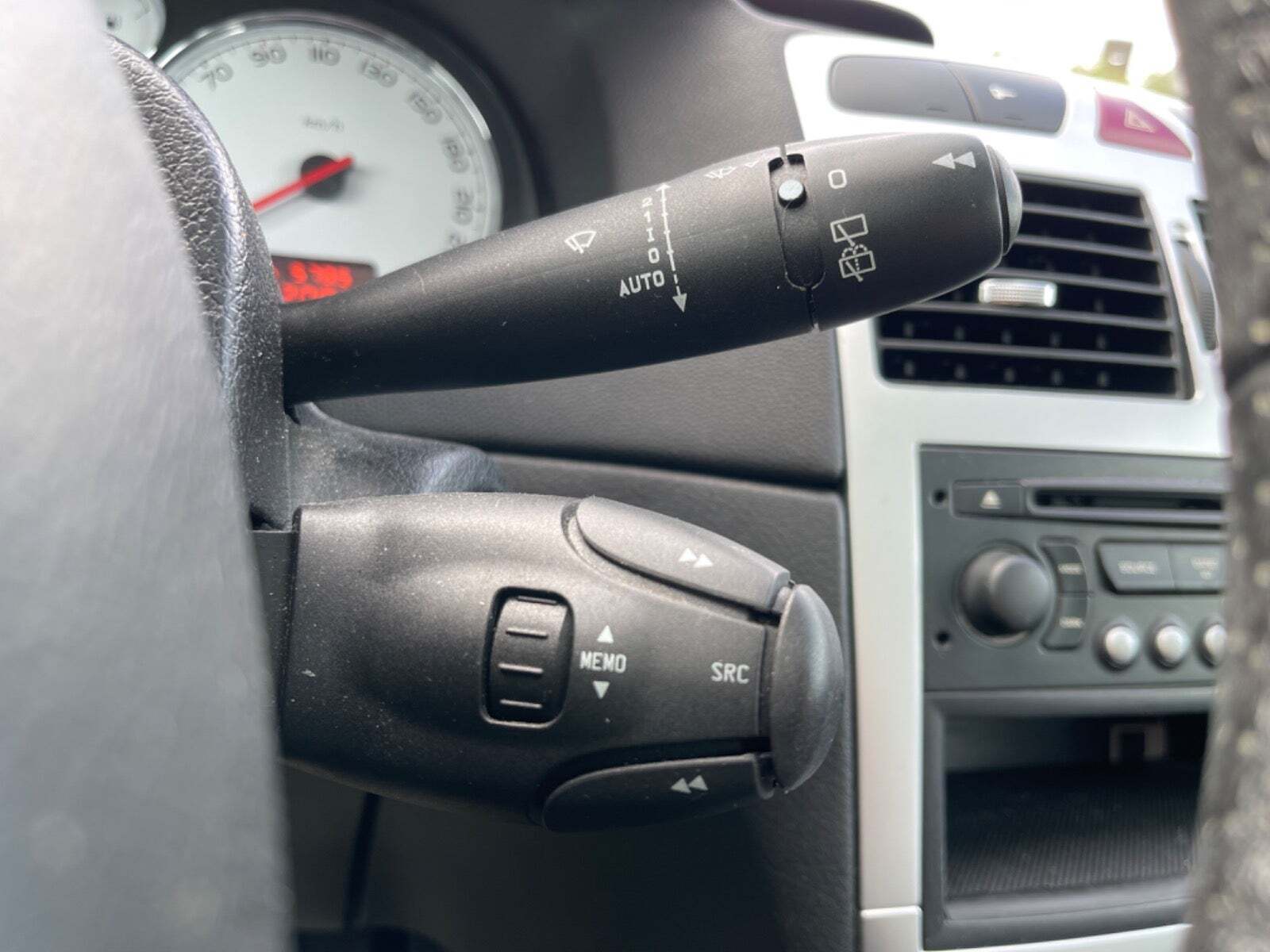 Blå Peugeot 307 fra 2007