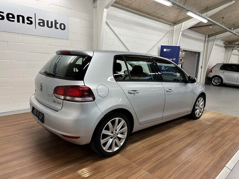 VW Golf VI 2,0 TDi 140 Comfortline