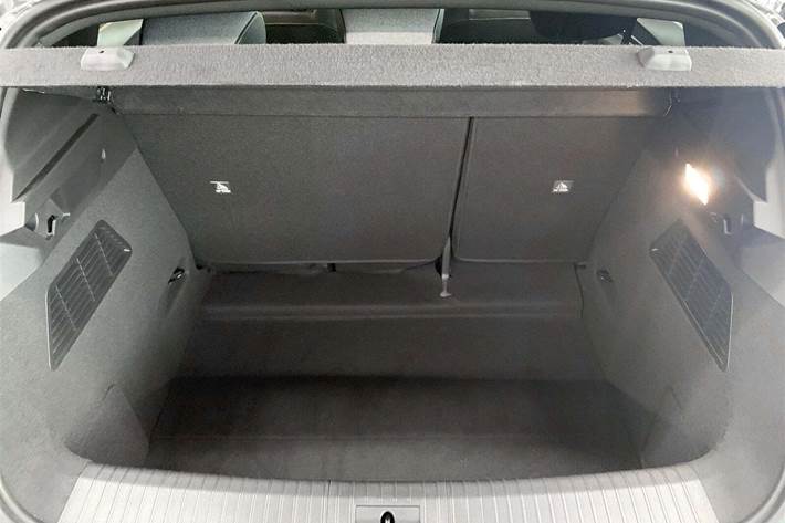 Blå Renault Megane E-Tech fra 2022