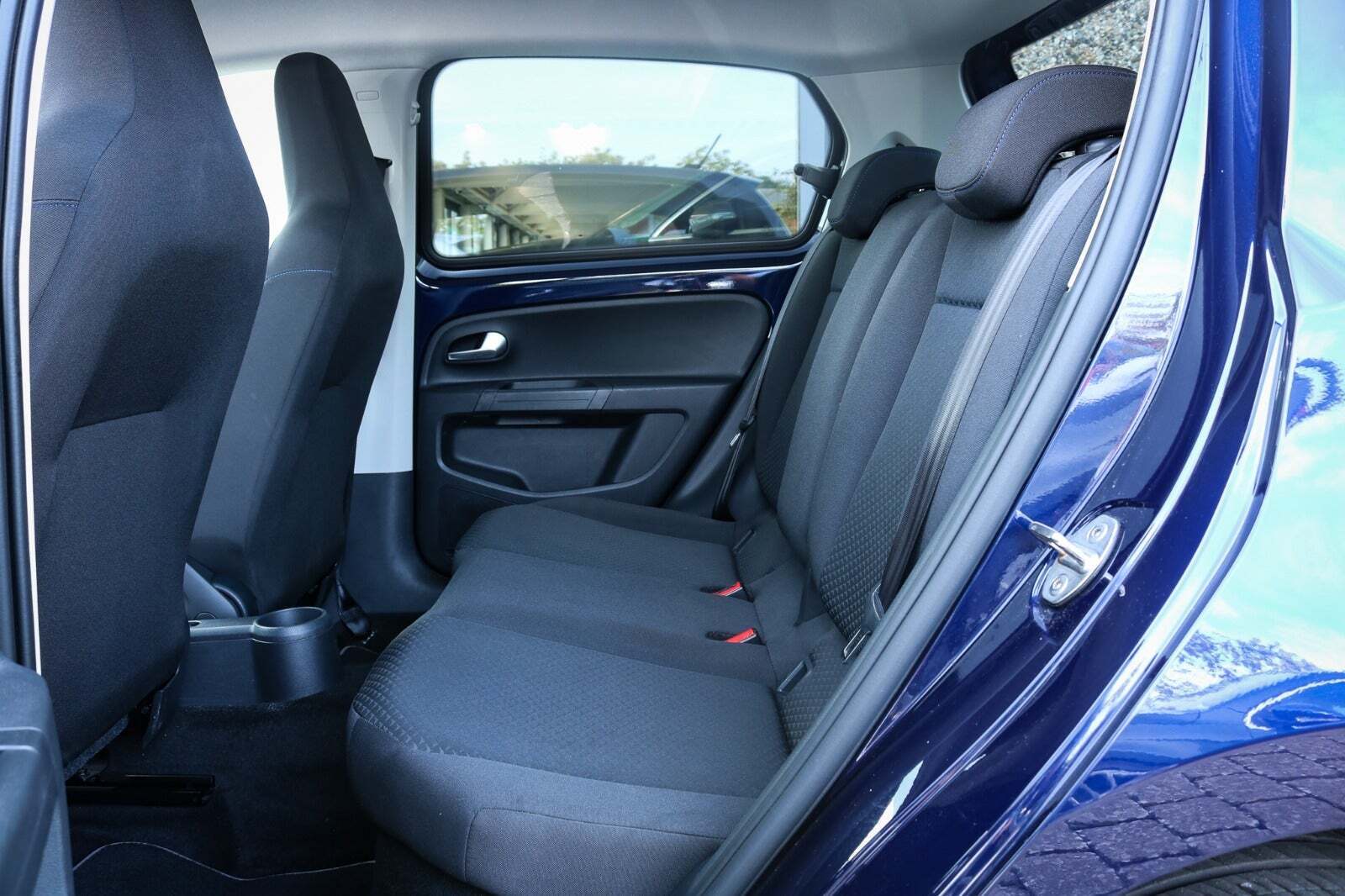 Blå VW E-UP! fra 2021