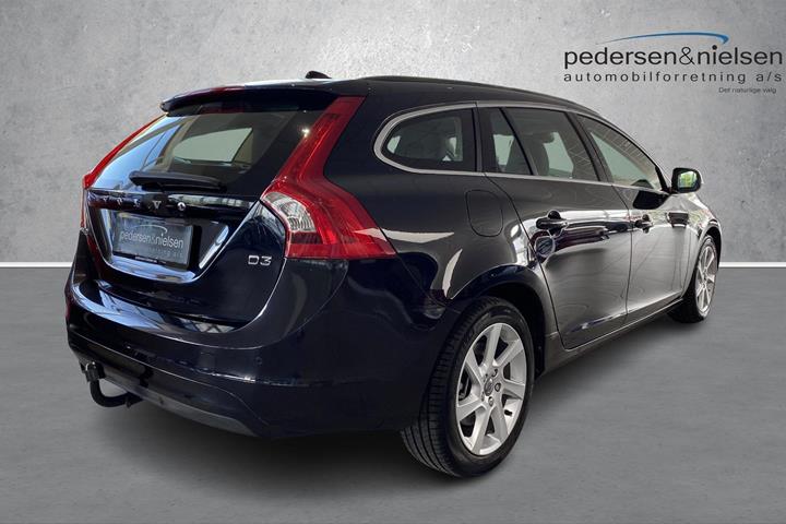 Sort Volvo V60 fra 2015
