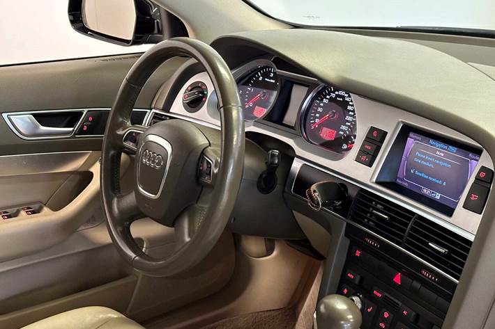 Sort Audi A6 fra 2010