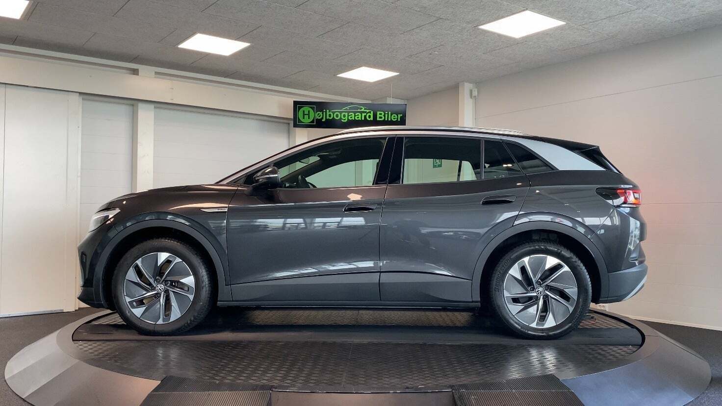 Grå VW ID.4 fra 2021