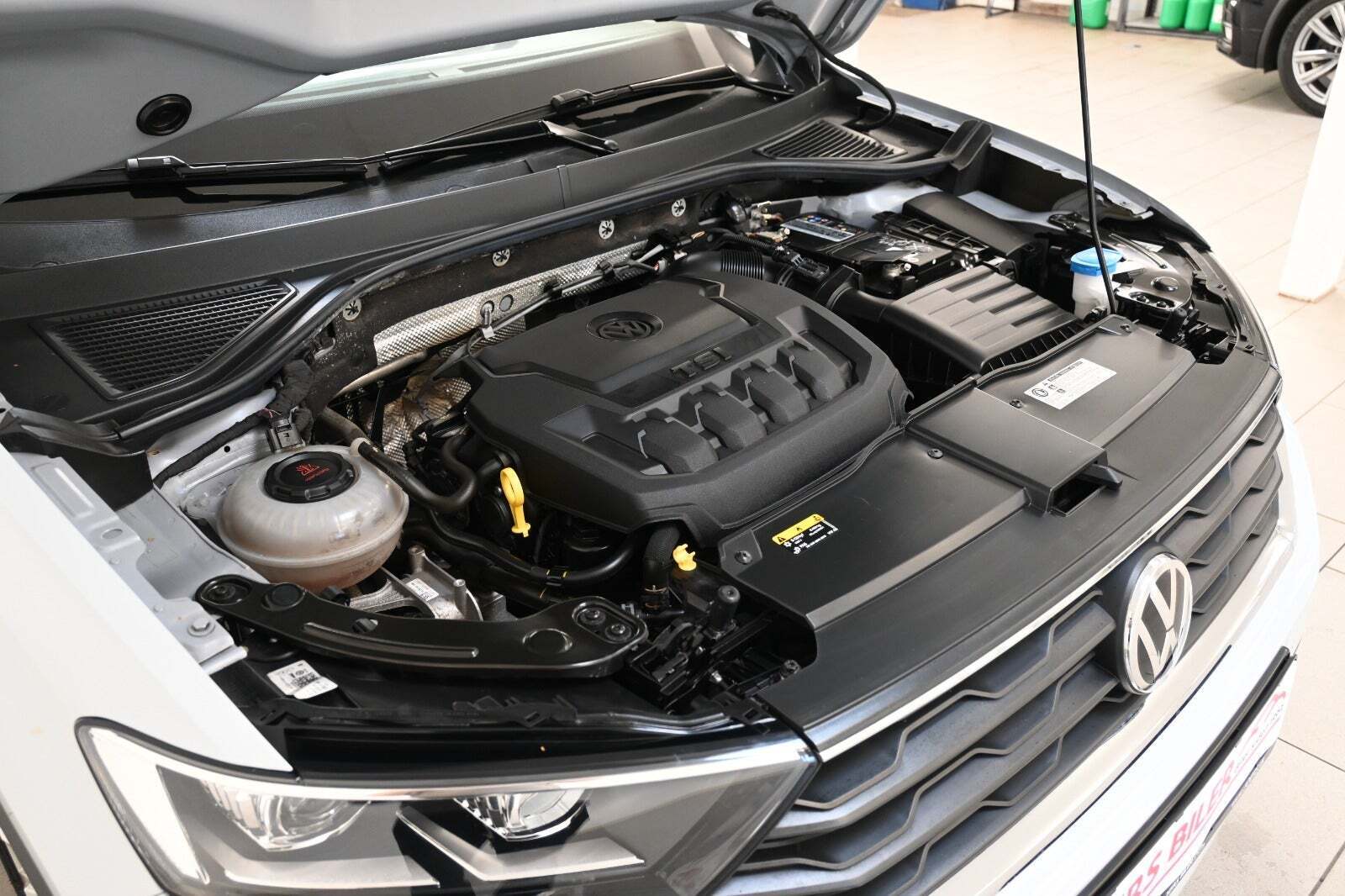 Grå VW T-Roc fra 2018