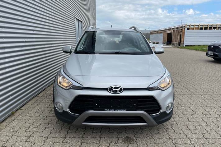 undefined Hyundai i20 Active Cross fra 2016