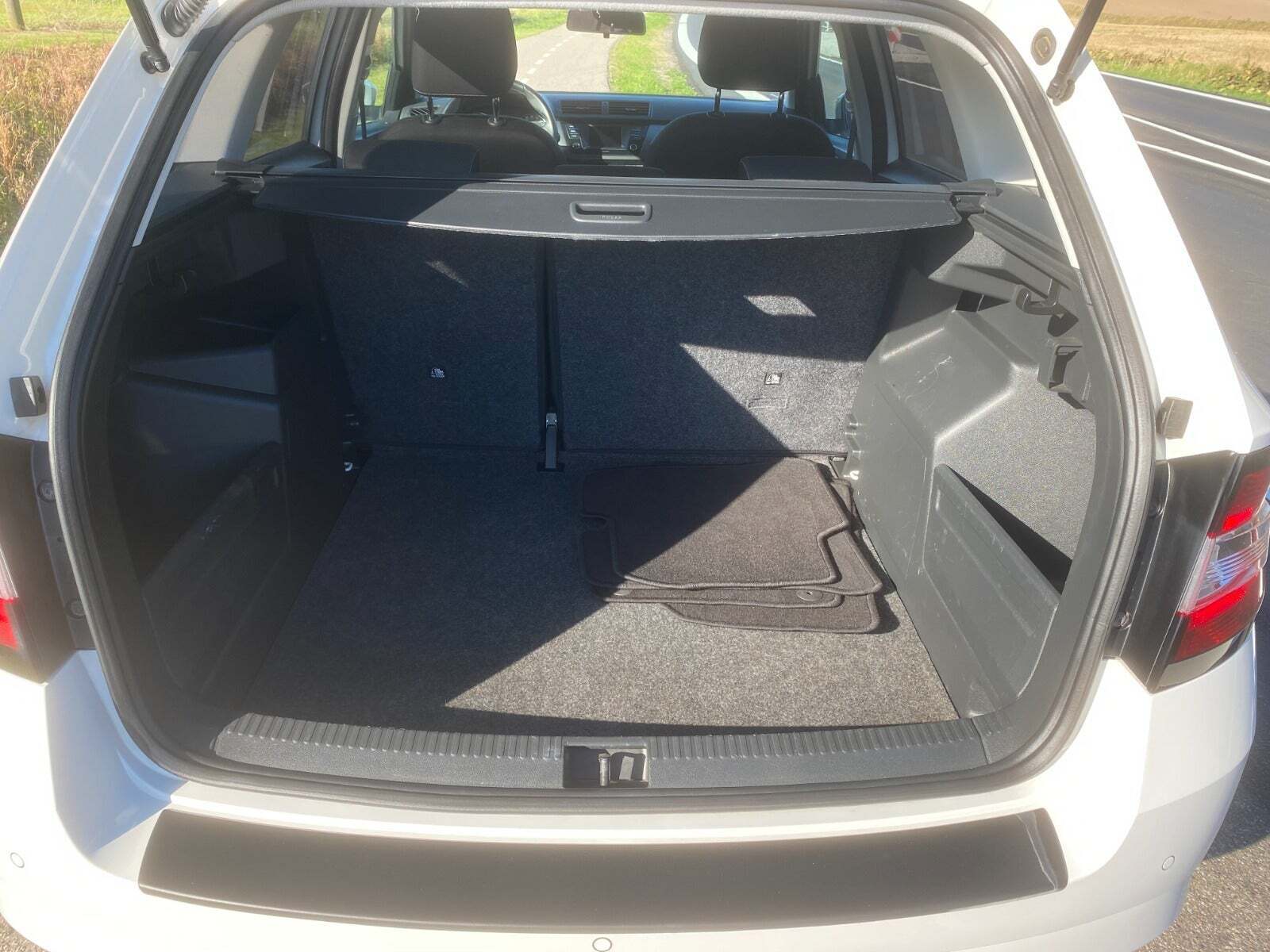 Hvid Skoda Fabia fra 2016