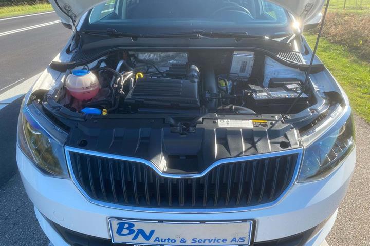 Hvid Skoda Fabia fra 2016