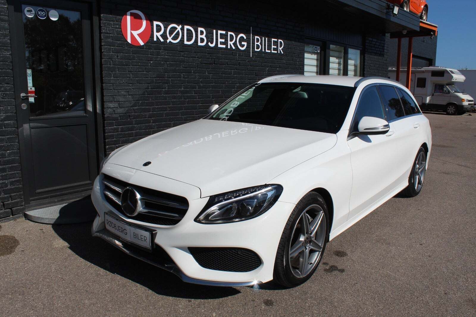 Grå Mercedes C220 d fra 2016