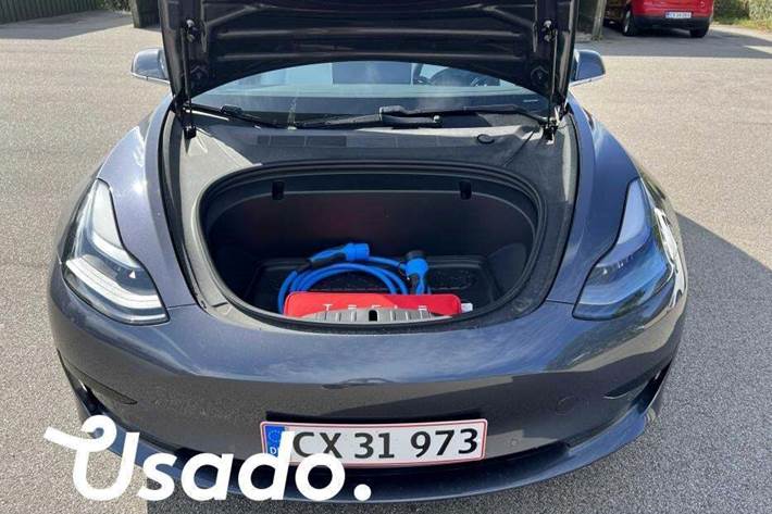 Hvid Tesla Model 3 fra 2020