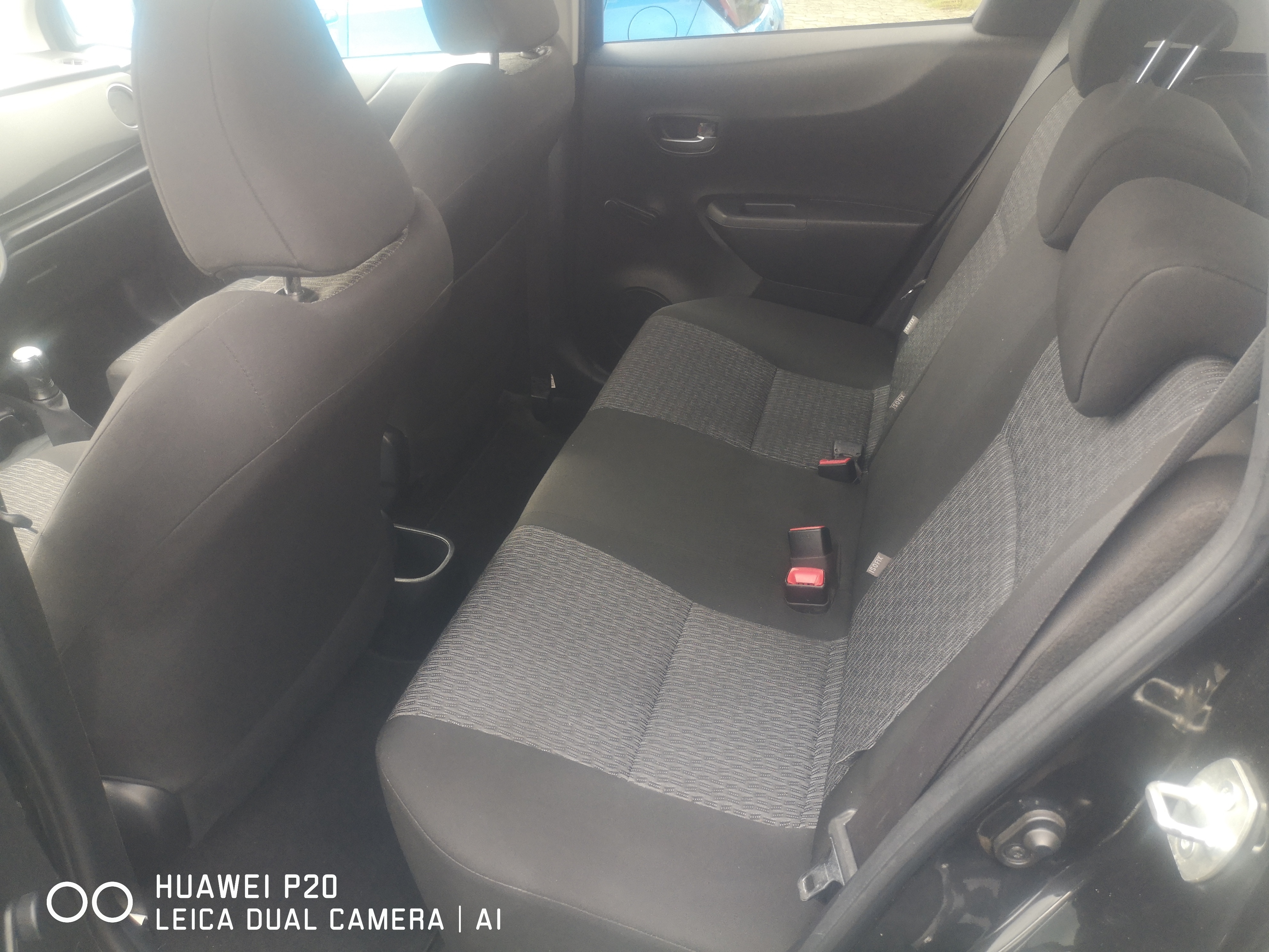 Sort Toyota Yaris fra 2014