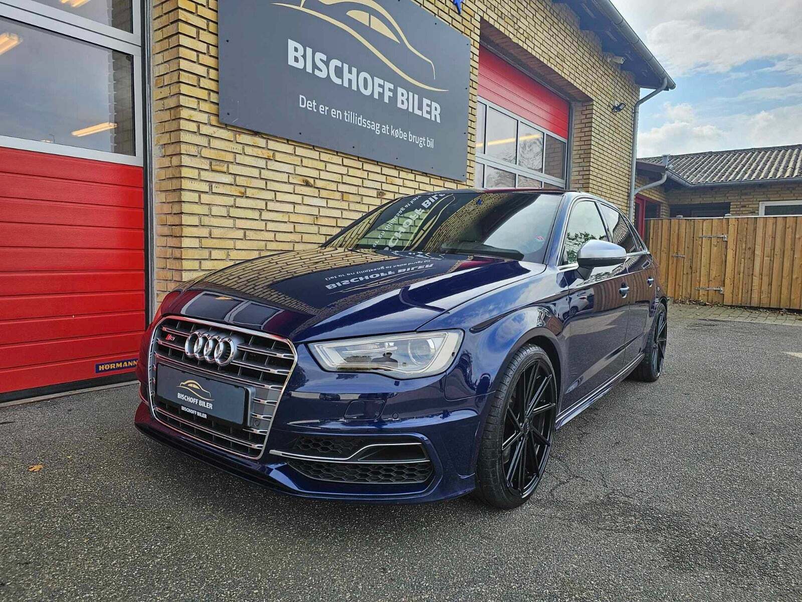 Blå Audi S3 fra 2014