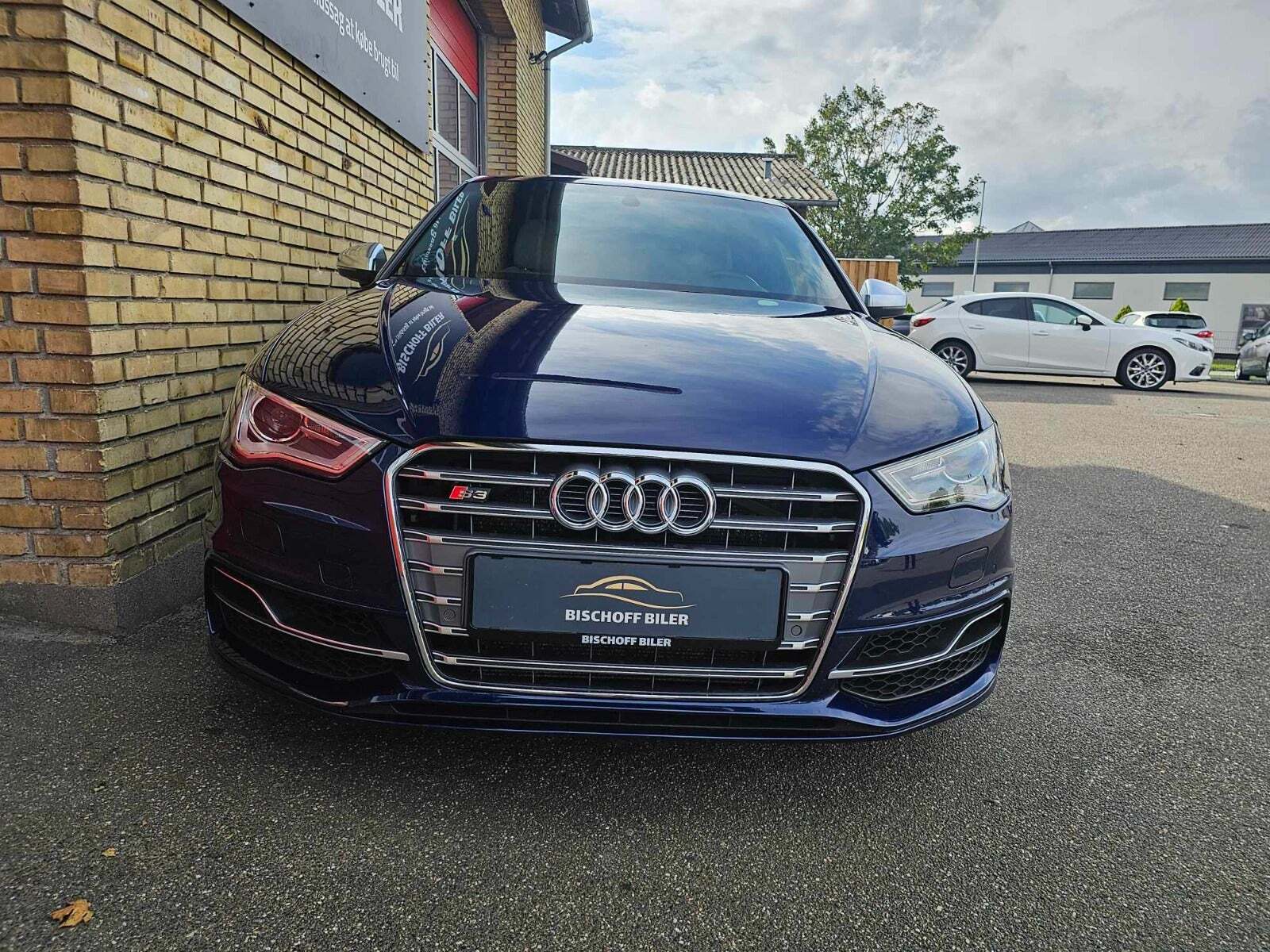 Blå Audi S3 fra 2014