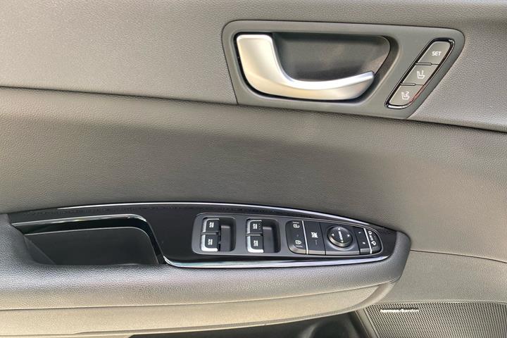 Hvid Kia Optima fra 2019